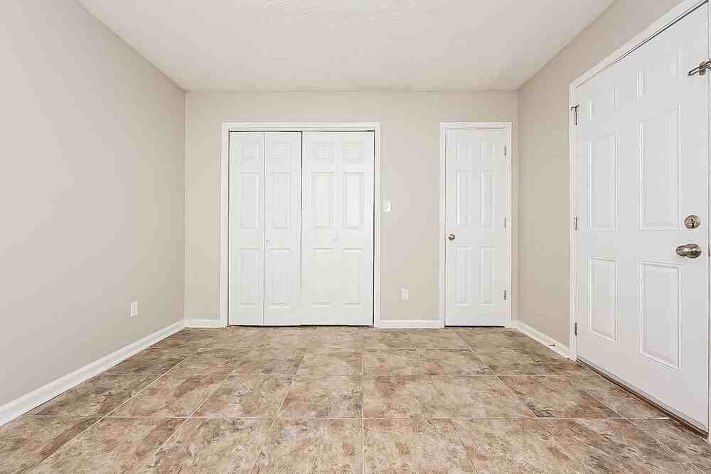 2725 Woodward Rd - Photo 6 of 17