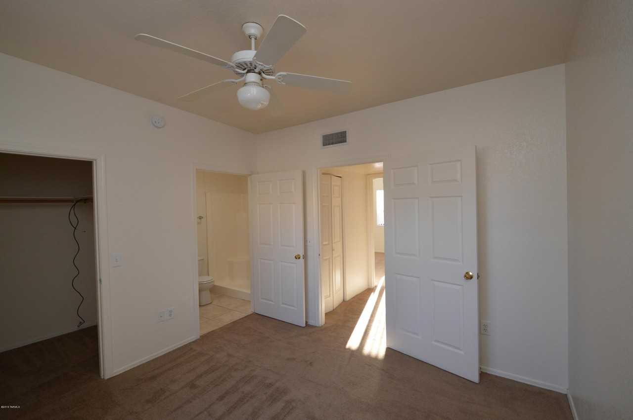 4420 E Pima St Apt 1 #1 - Photo 3 of 7