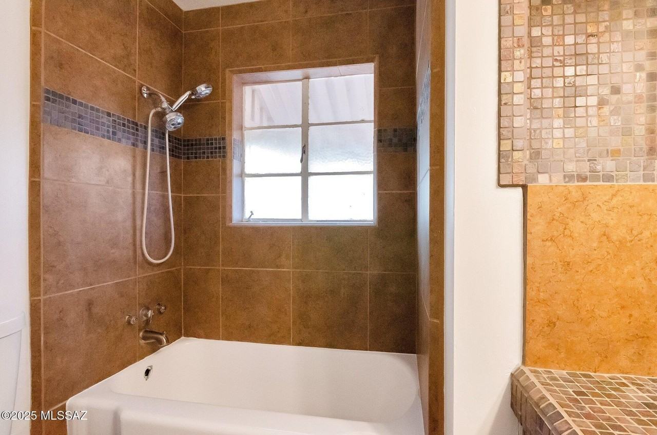 830 E Copper St - Photo 6 of 15