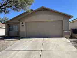 featured image of 2409 S Saint Thomas Aquinas Dr