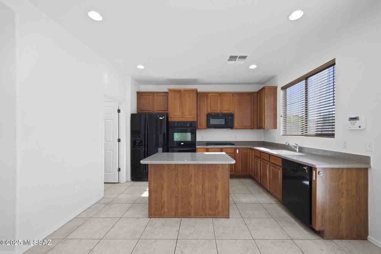 4873 W Calle Don Manuel - Photo 3 of 35