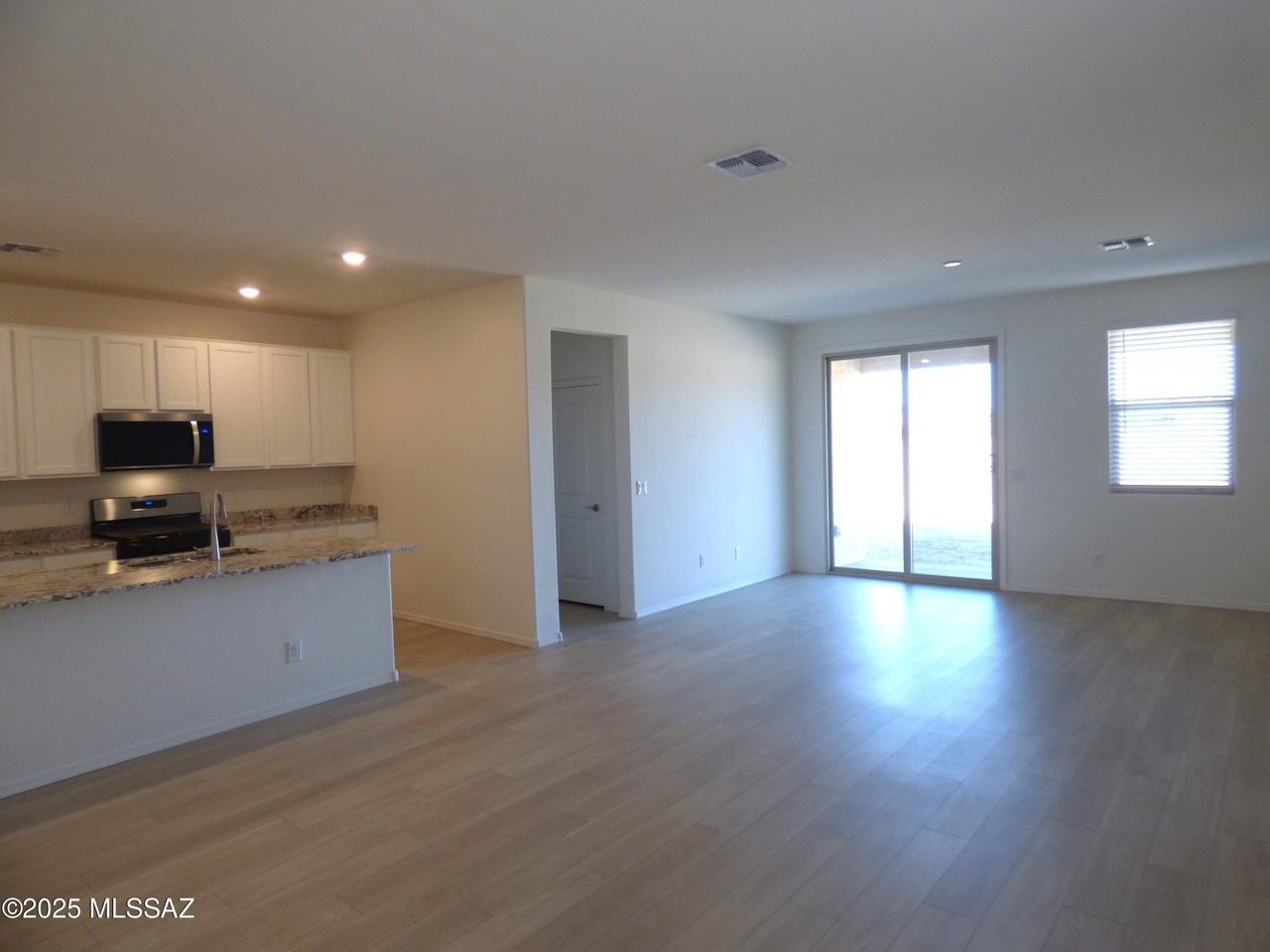 5864 W Pinto Loop - Photo 4 of 29