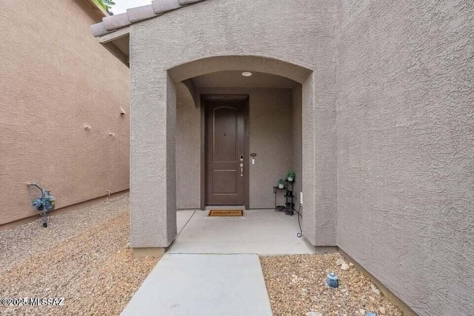 11267 S Weismann Dr - Photo 4 of 42