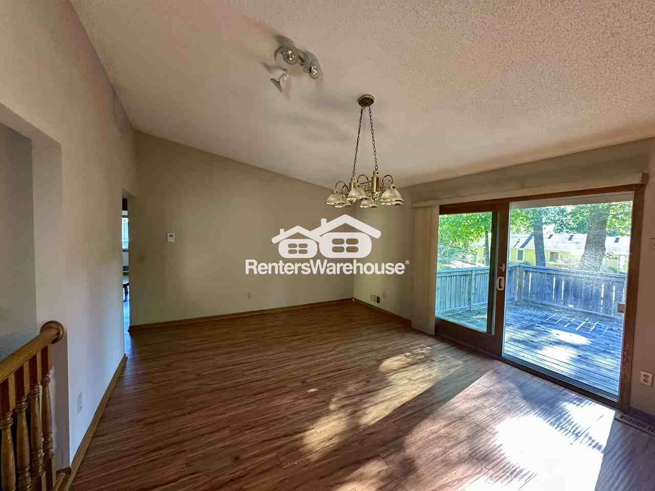 4933 Crestview Rd - Photo 7 of 27