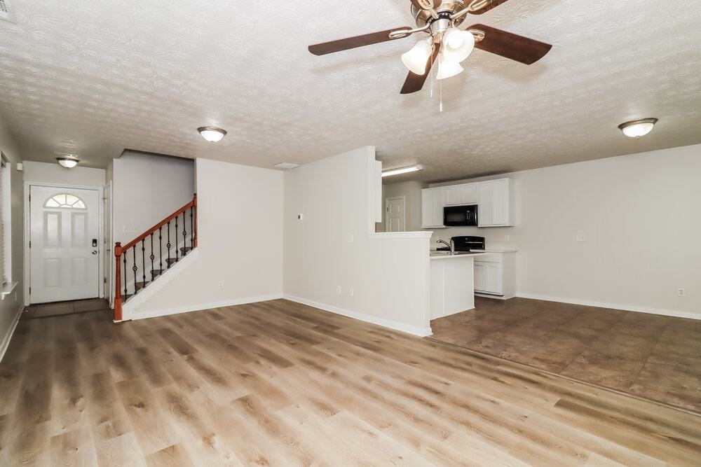 124 Silver Fox Trl - Photo 5 of 17