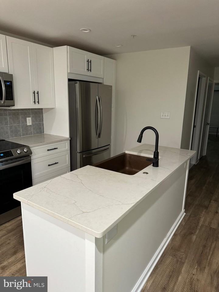 1625 1st St Ne - Photo 6 of 12