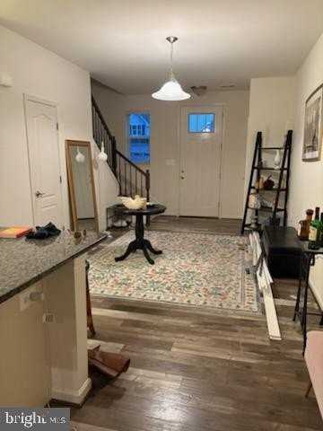 16890 Bellevue Ct - Photo 2 of 19