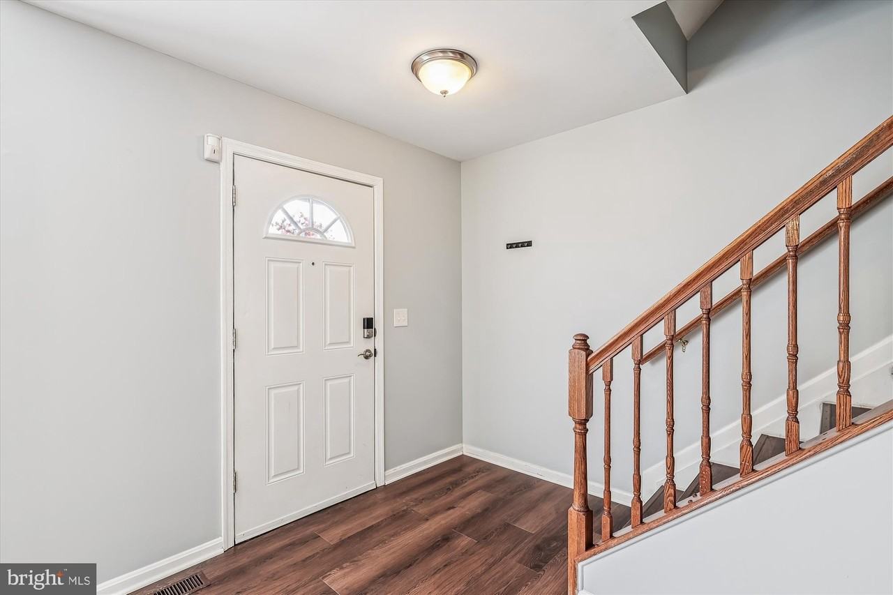 120 Langdon Farm Cir - Photo 3 of 40