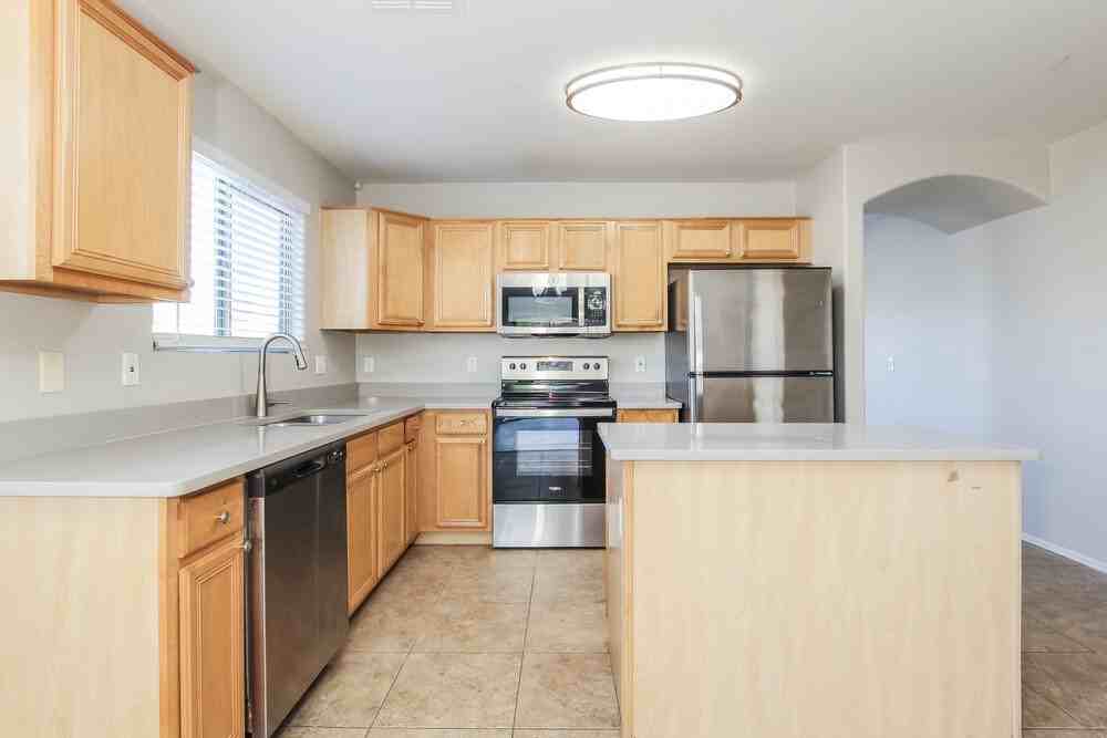 3626 N 131st Dr - Photo 7 of 16