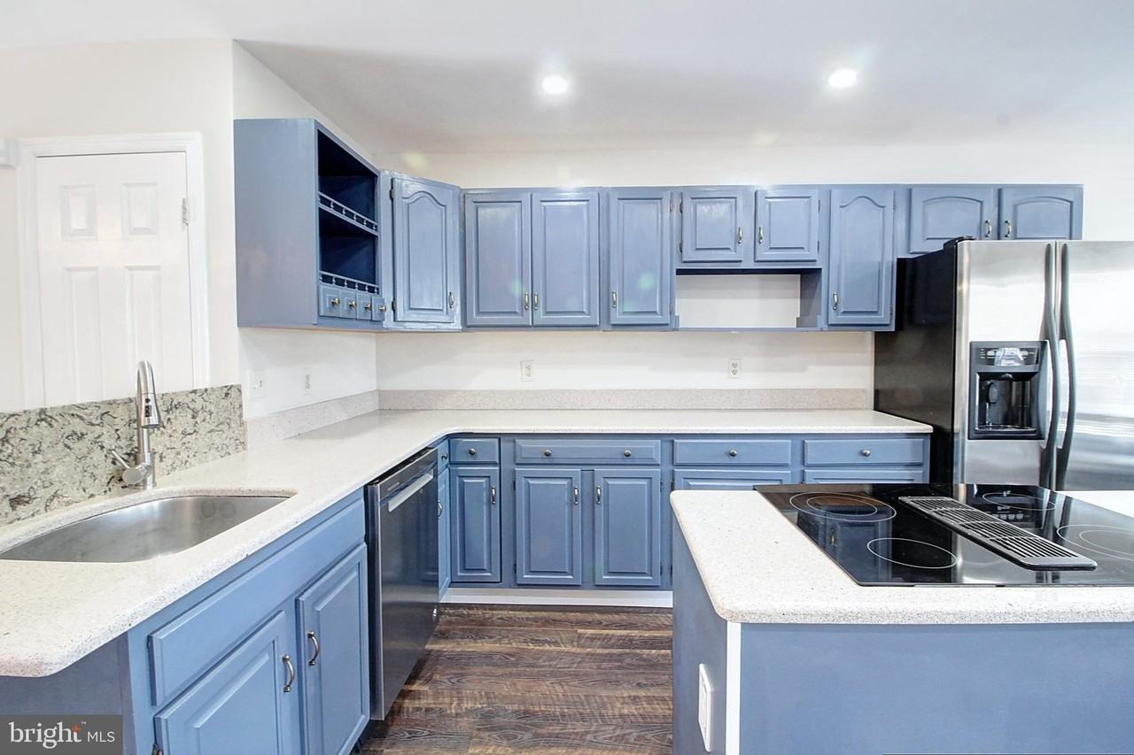 42 Victoria Sq - Photo 6 of 21