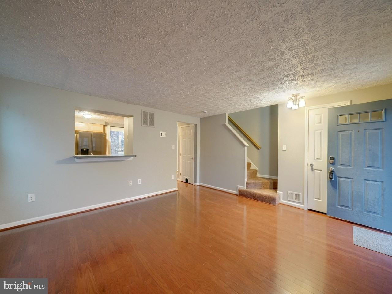 9414 Chippenham Dr - Photo 5 of 43