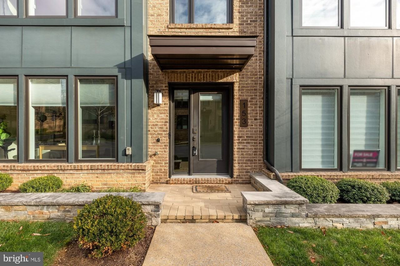 153 Winsome Cir - Photo 2 of 38