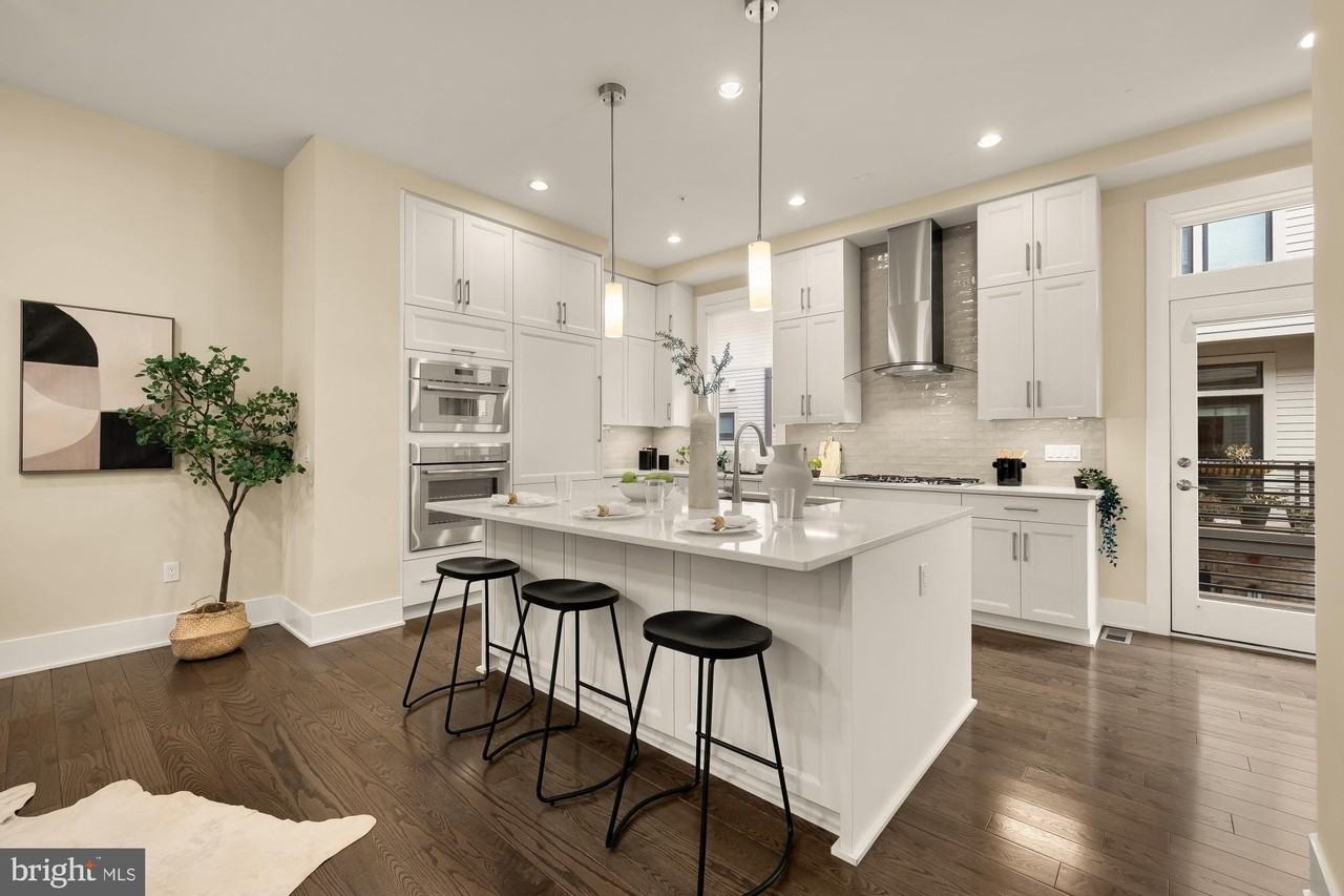 153 Winsome Cir - Photo 3 of 38