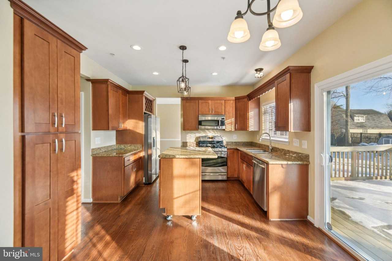 14505 Pleffner Ct - Photo 4 of 41