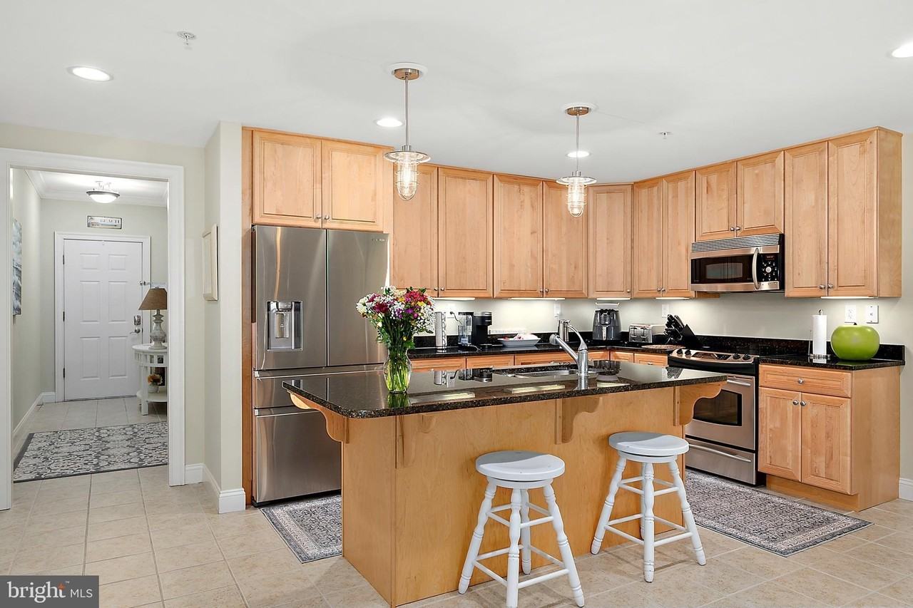 301 14th St Unit 107 #107 - Photo 4 of 13