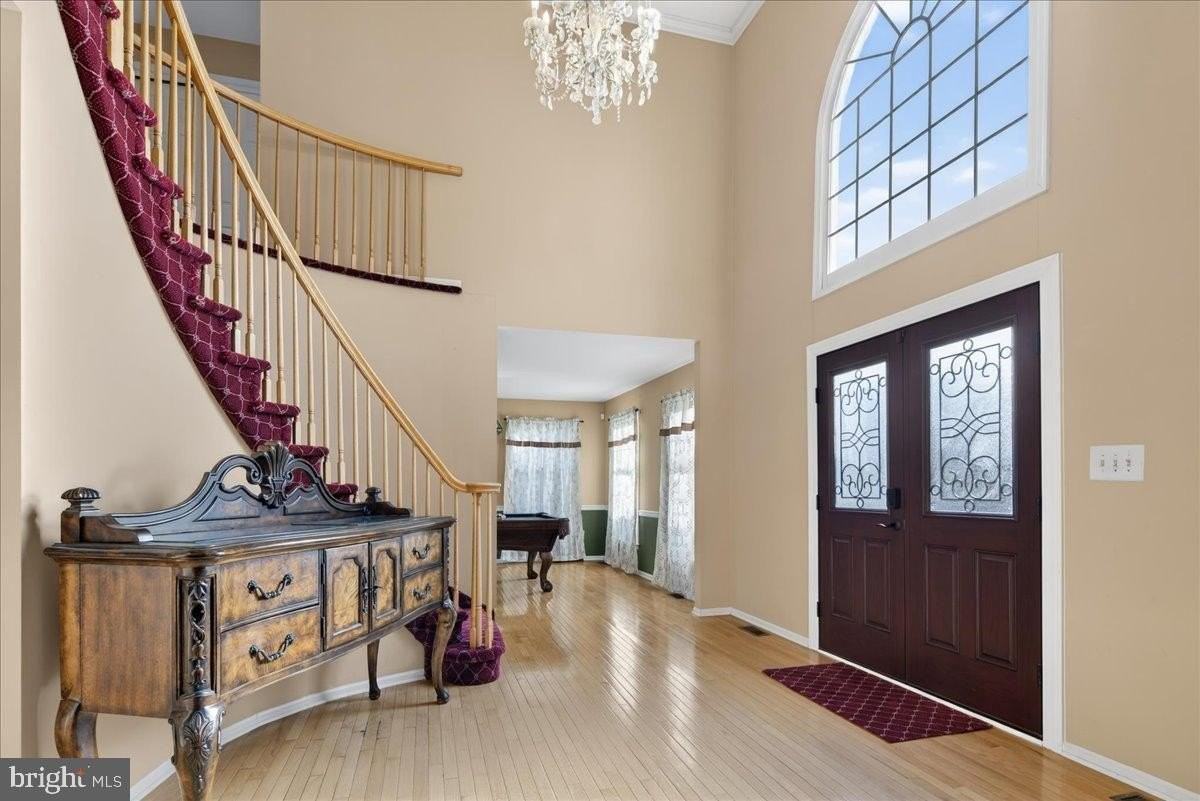 7 Redwood Ct - Photo 3 of 50