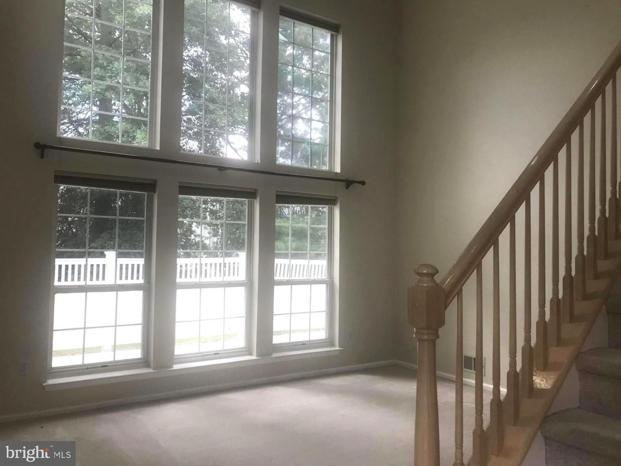 301 Deer Run Ct - Photo 7 of 22