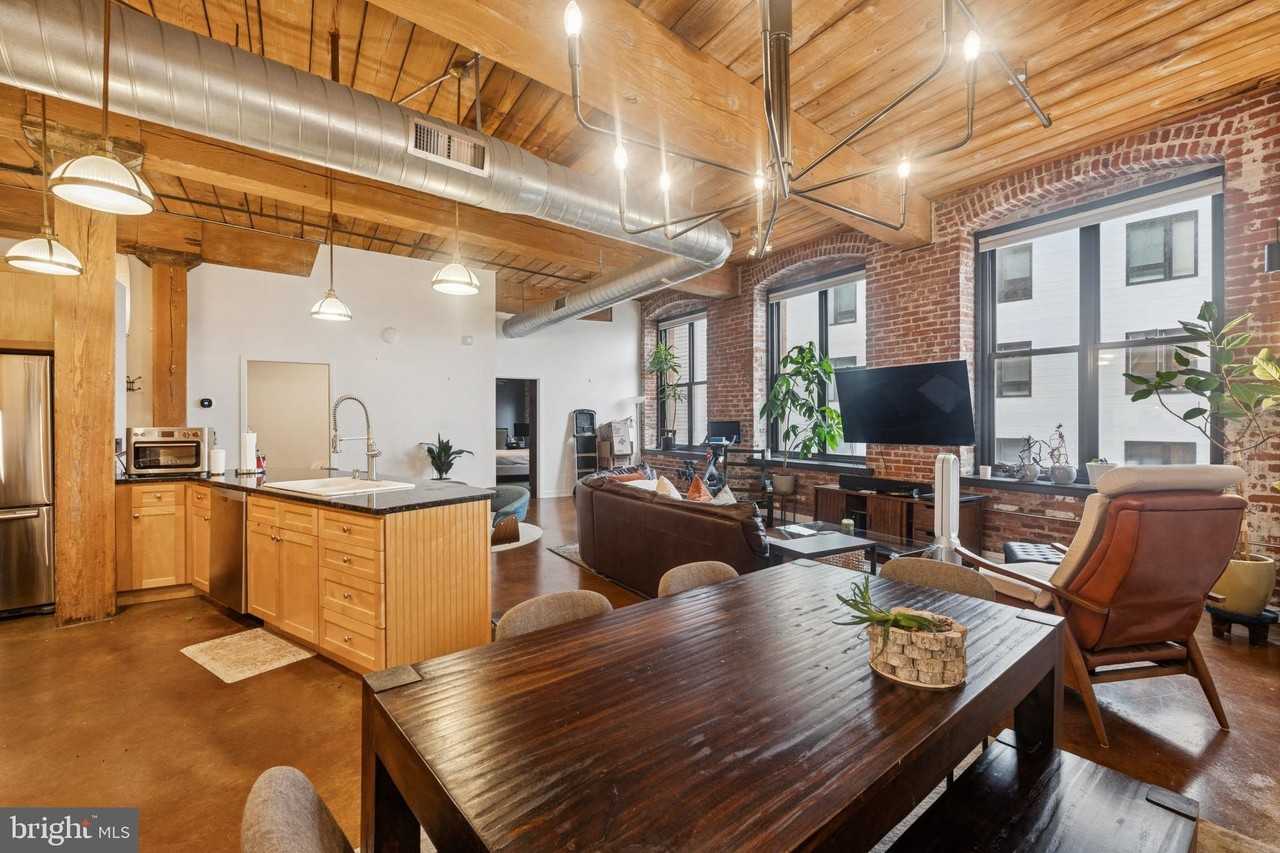 114753 N 4th St Unit 3a #3A - Photo 3 of 16