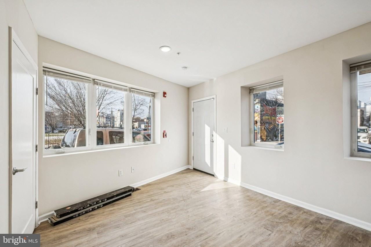 512 W Norris St - Photo 6 of 14