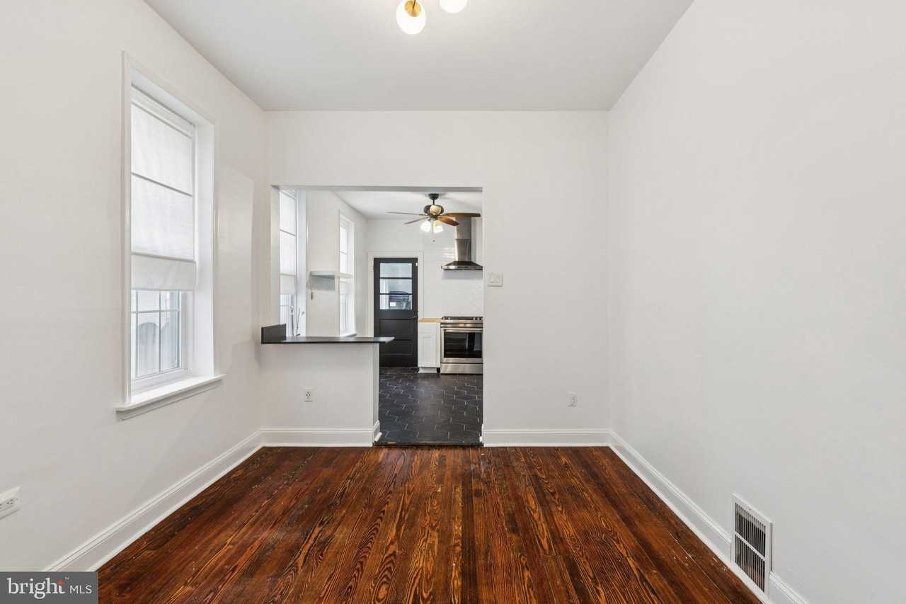 850 E Thompson St - Photo 6 of 38