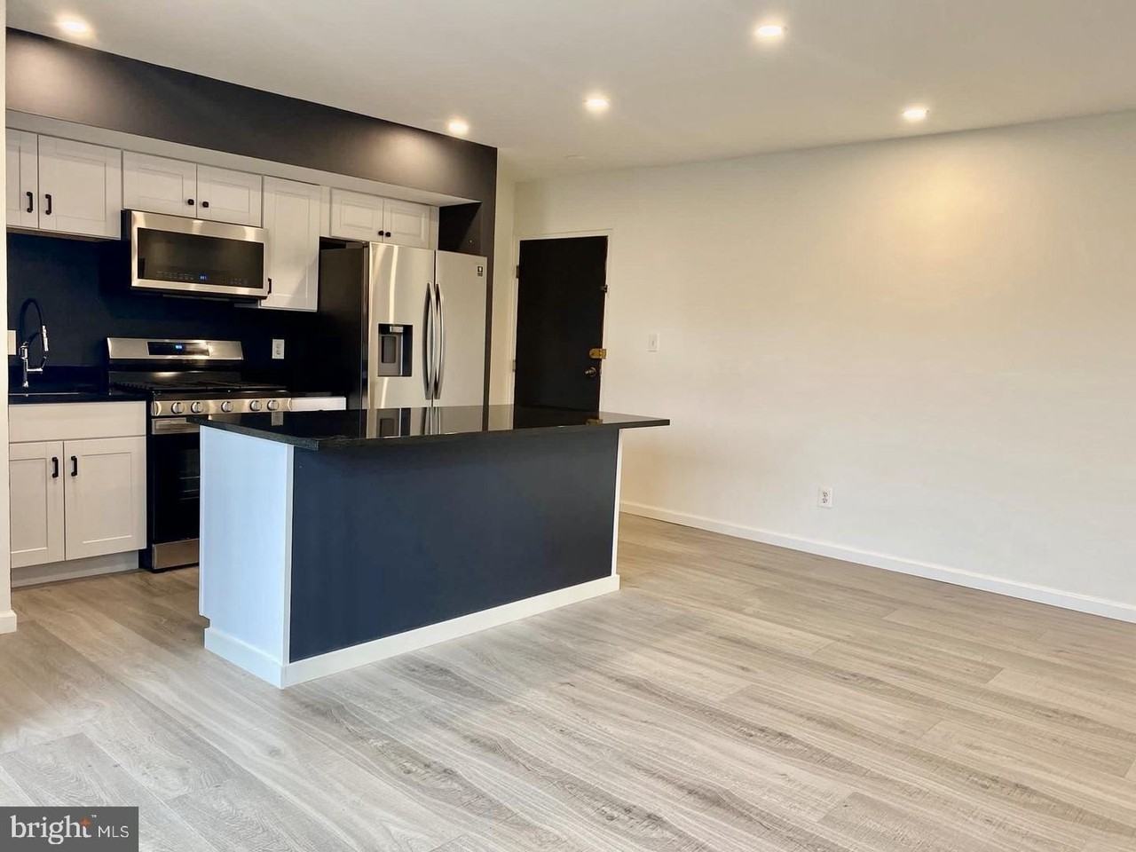 3408 25th St S Apt 13 #13 - Photo 4 of 10