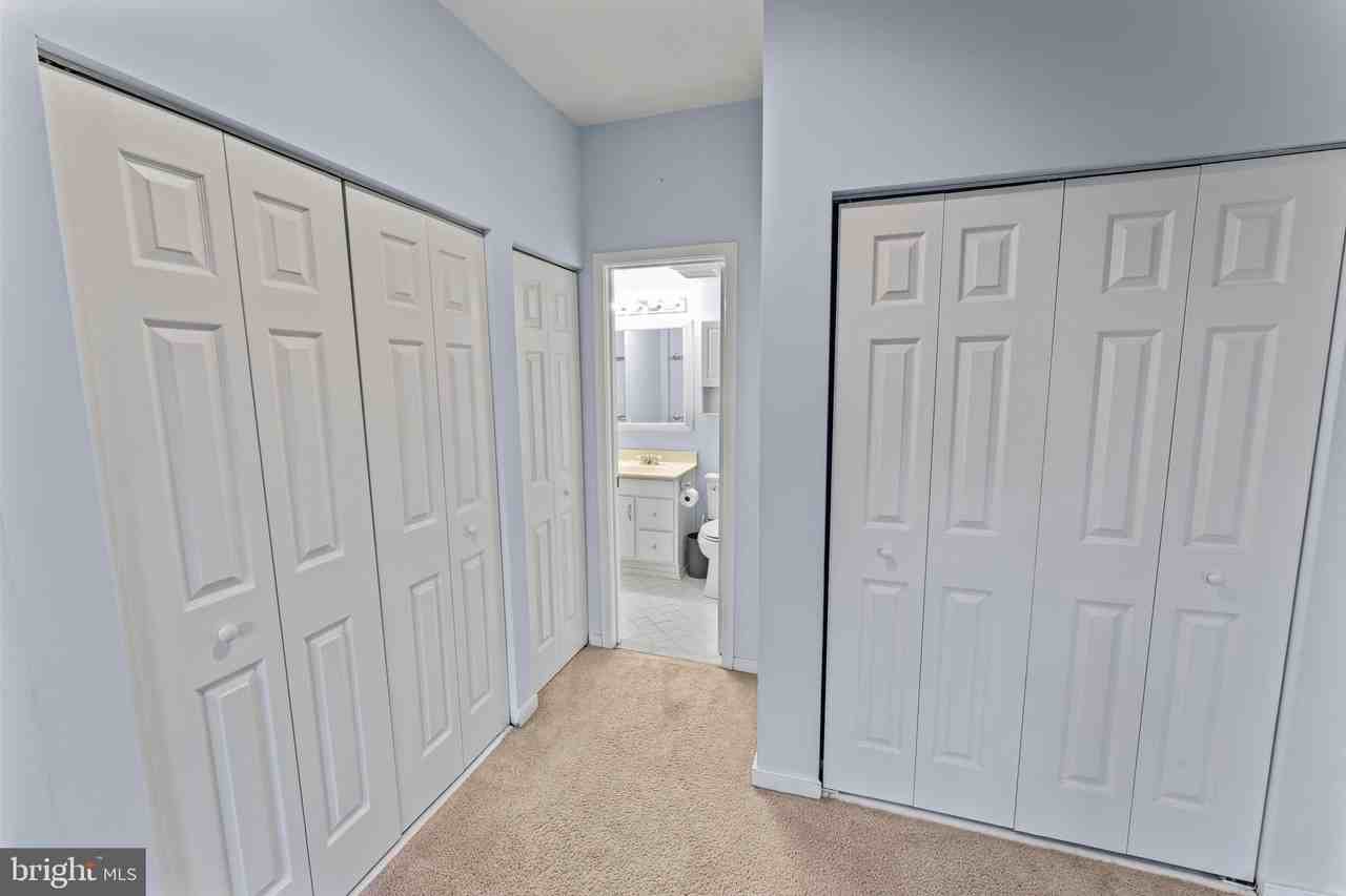 301 S Reynolds St Apt 202 #202 - Photo 7 of 12