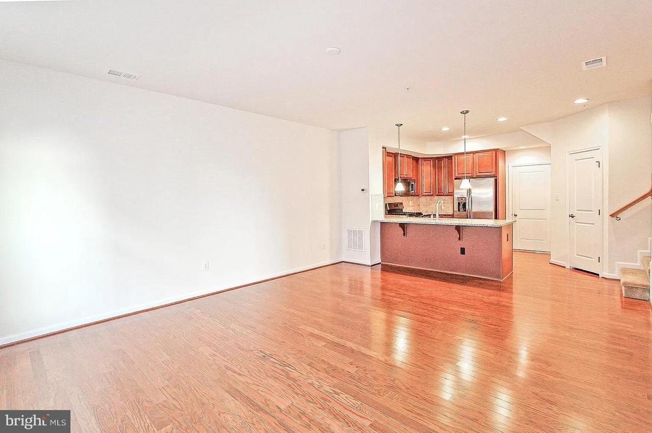 13652 Endeavour Dr Unit 20g #20G - Photo 5 of 35