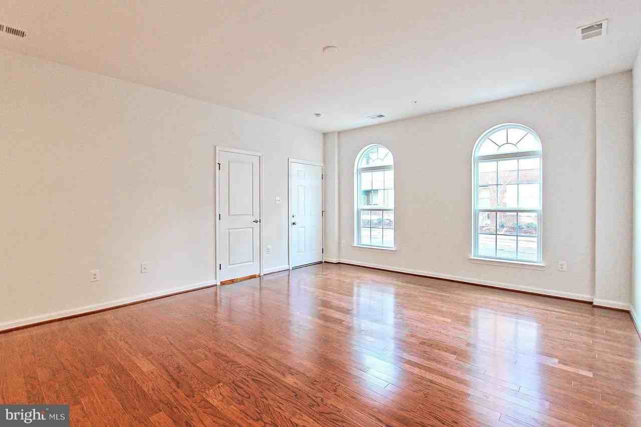 13652 Endeavour Dr Unit 20g #20G - Photo 7 of 35