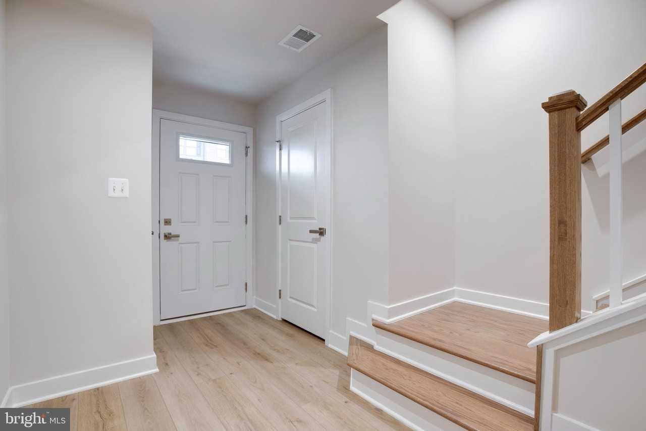 4492 Blush Peony Ter - Photo 4 of 50