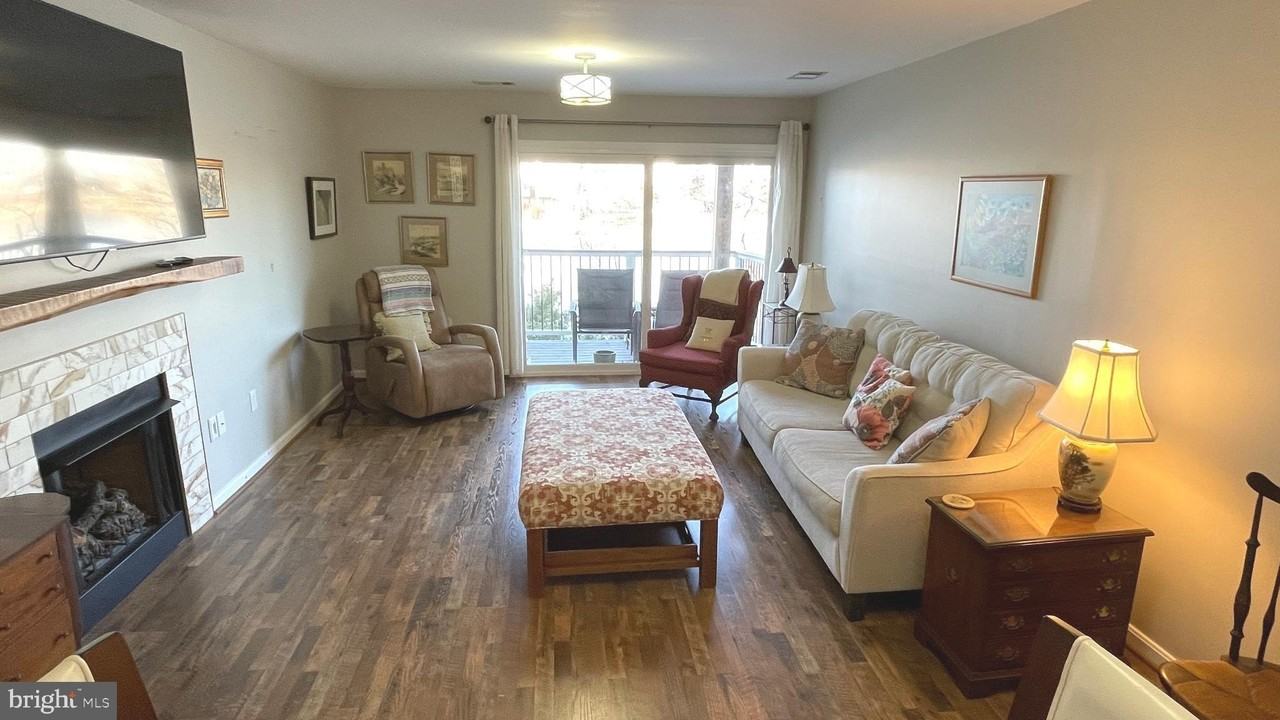 20588 Cornstalk Ter Unit 202 #202 - Photo 3 of 30