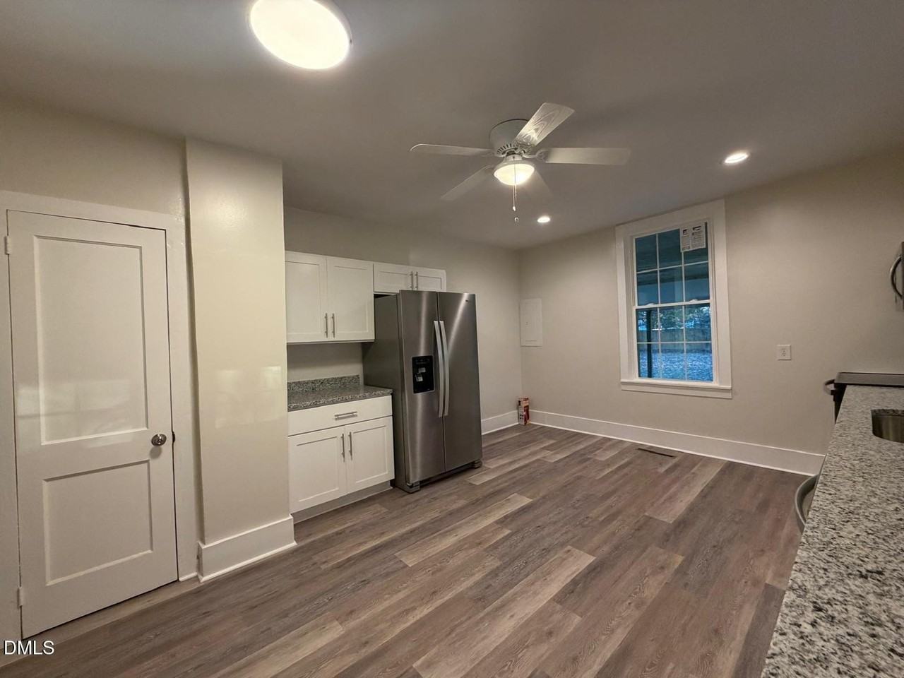 211 North St - Photo 4 of 27