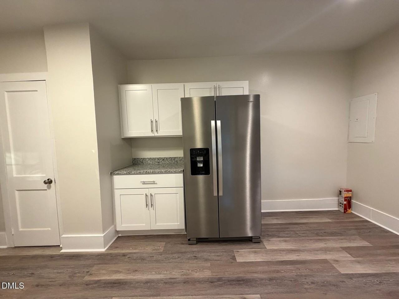 211 North St - Photo 5 of 27