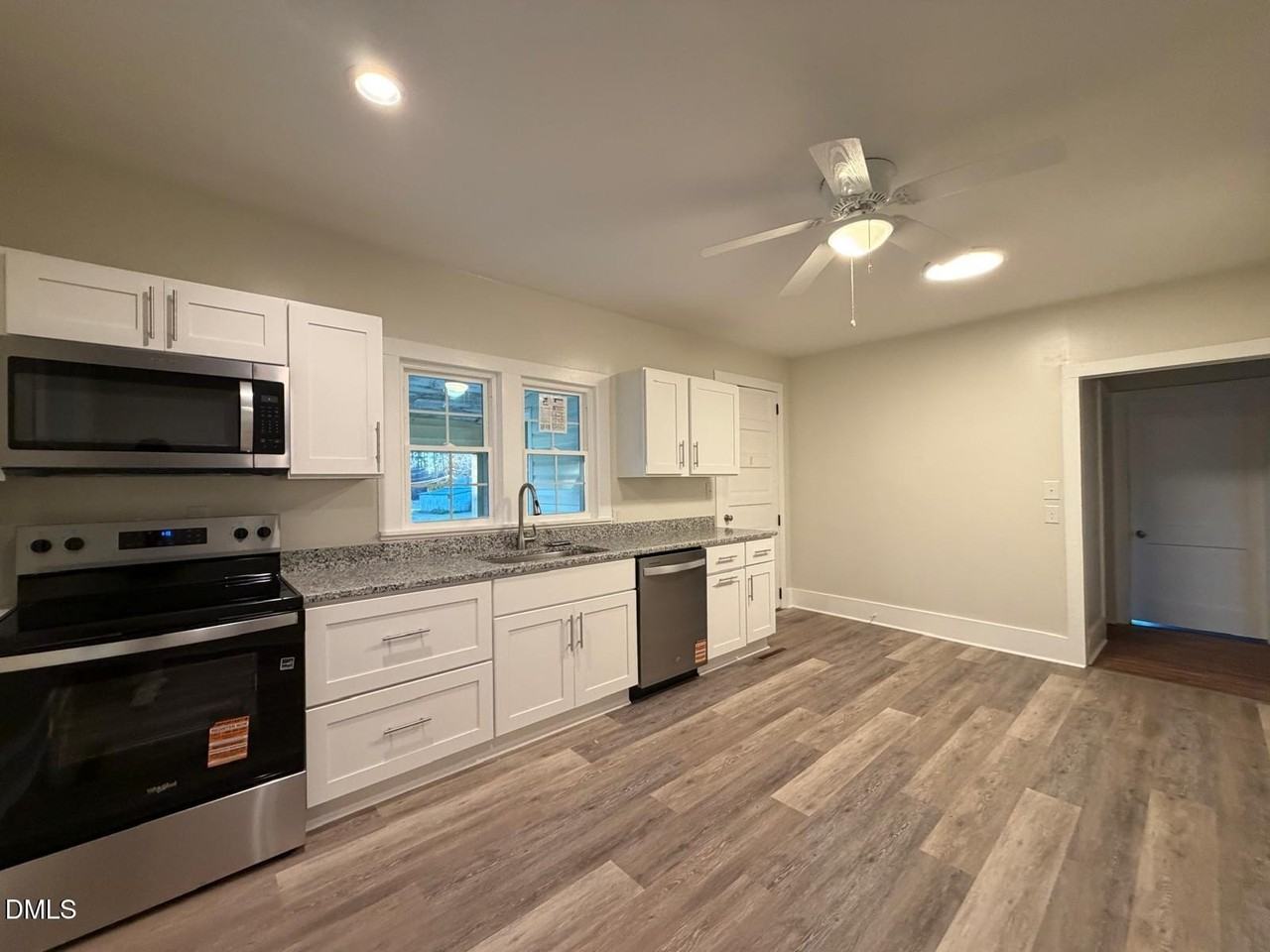 211 North St - Photo 7 of 27