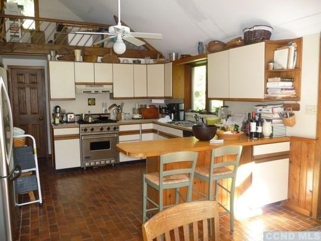 125 Taconic Creek Rd - Photo 4 of 10