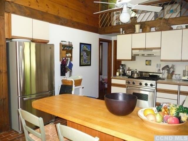 125 Taconic Creek Rd - Photo 5 of 10