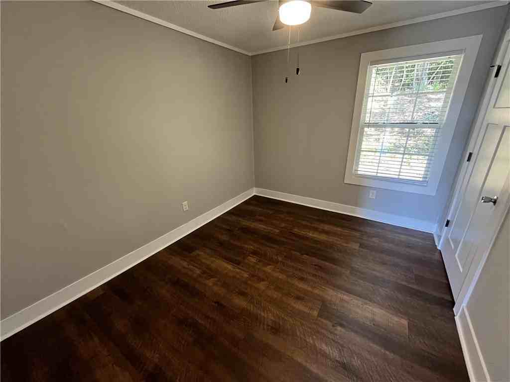 1727B President St - Photo 4 of 6