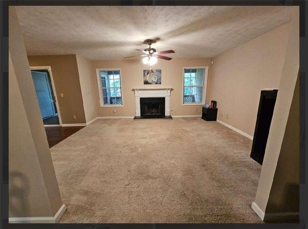 2539 Oakridge Pl - Photo 3 of 14