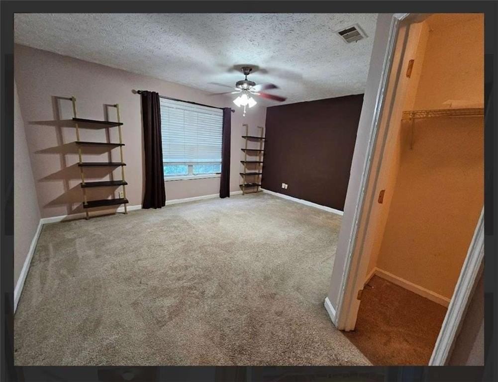 2539 Oakridge Pl - Photo 7 of 14