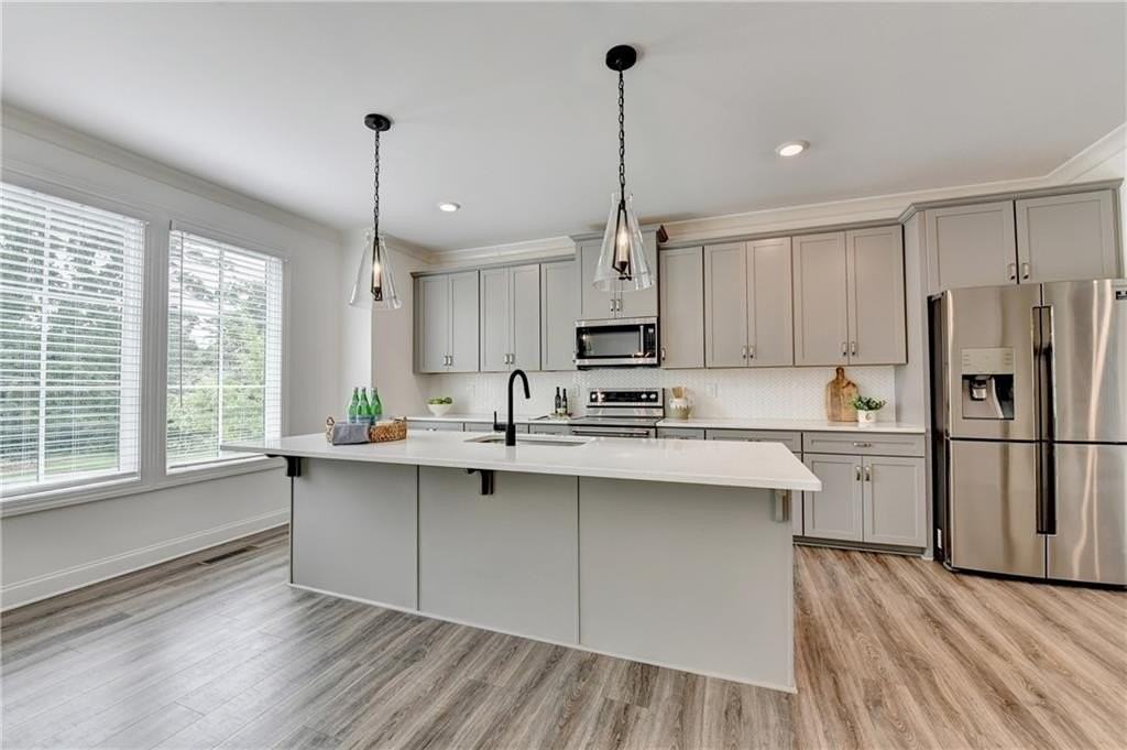 6892 Roswell Rd - Photo 3 of 49