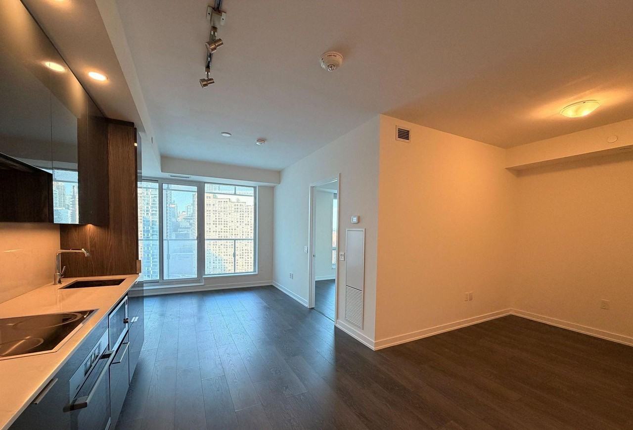 28 Freeland Street - Photo 4 of 30