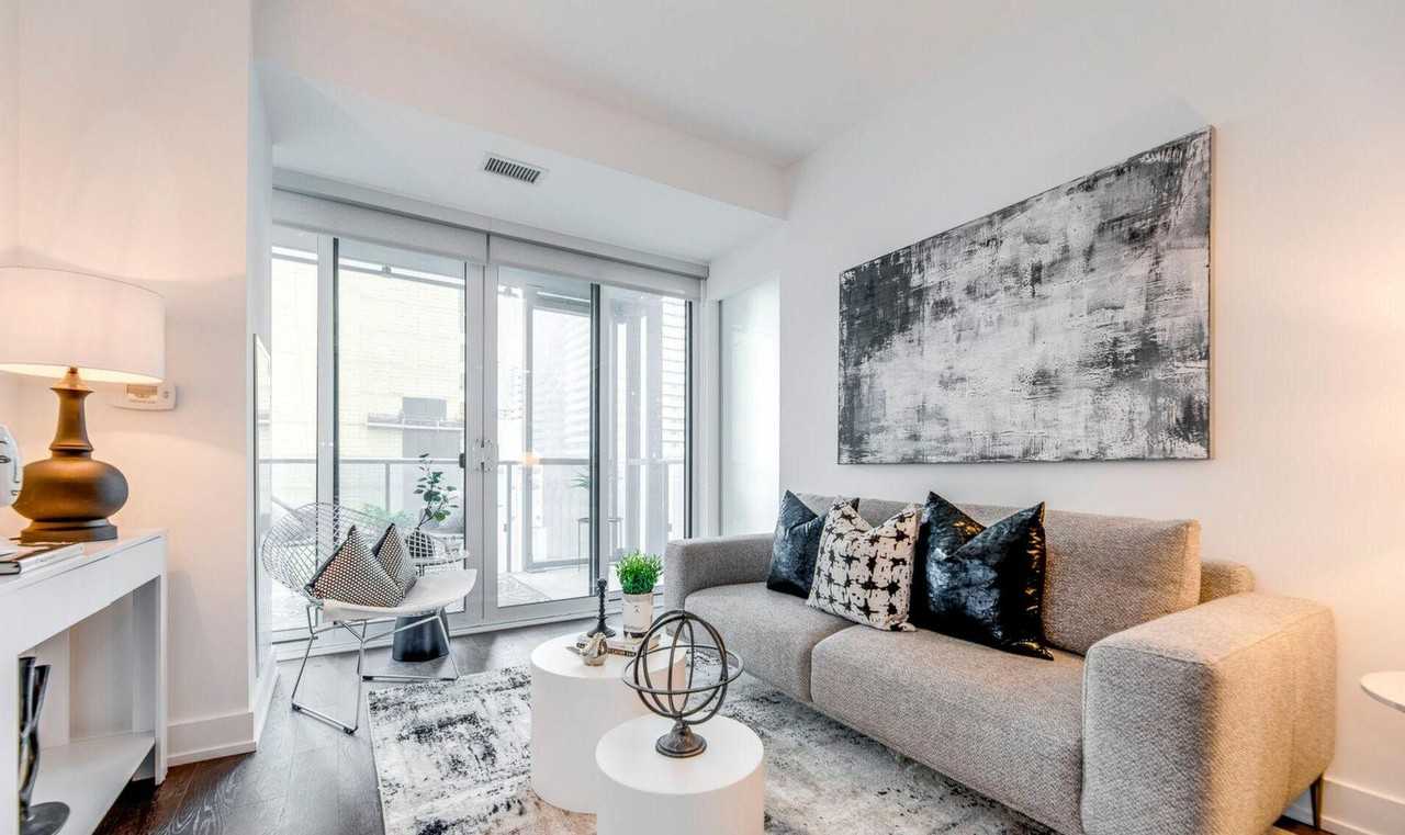 7 Grenville Street - Photo 4 of 13