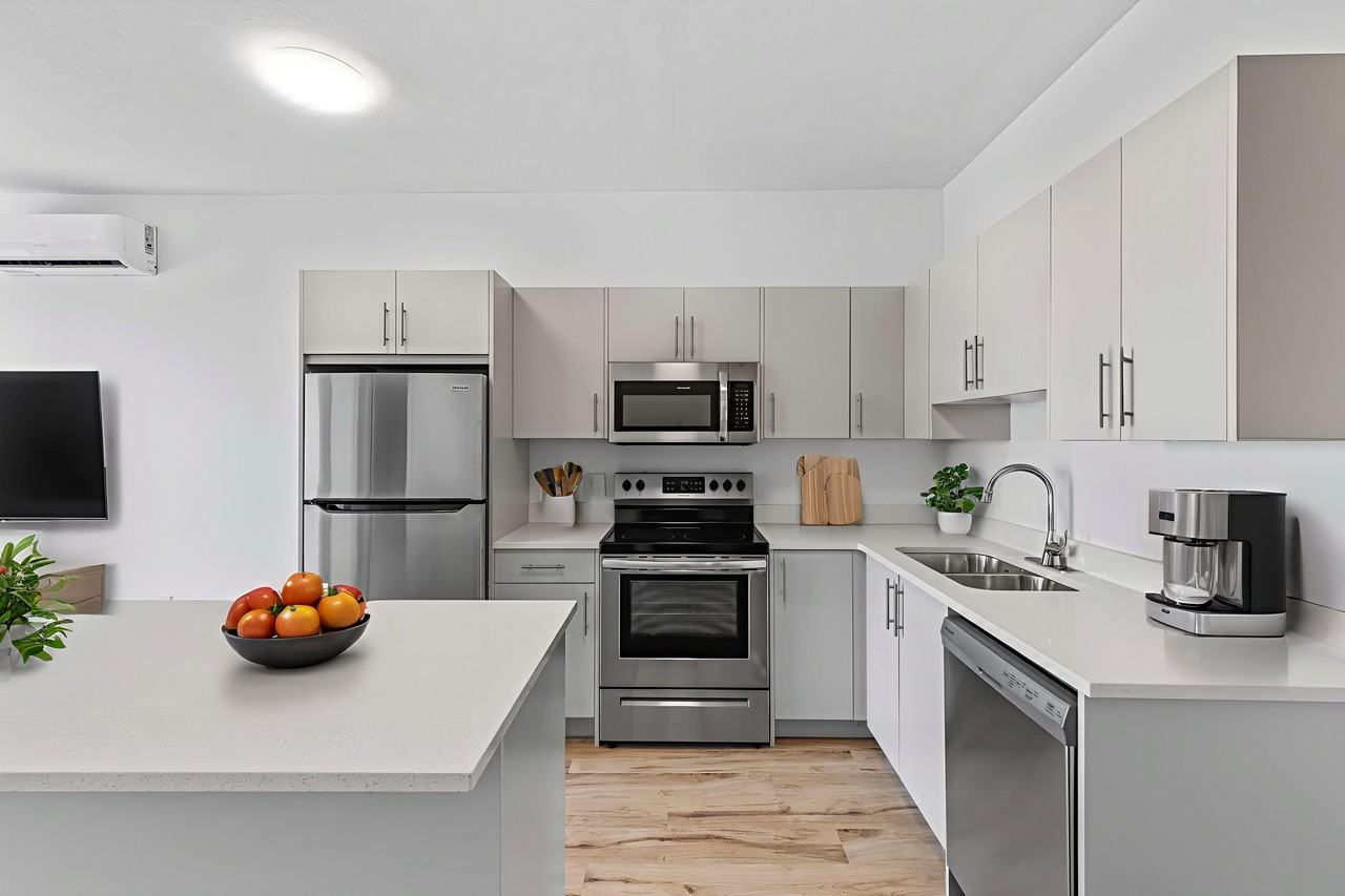 639 Main - Photo 7 of 15