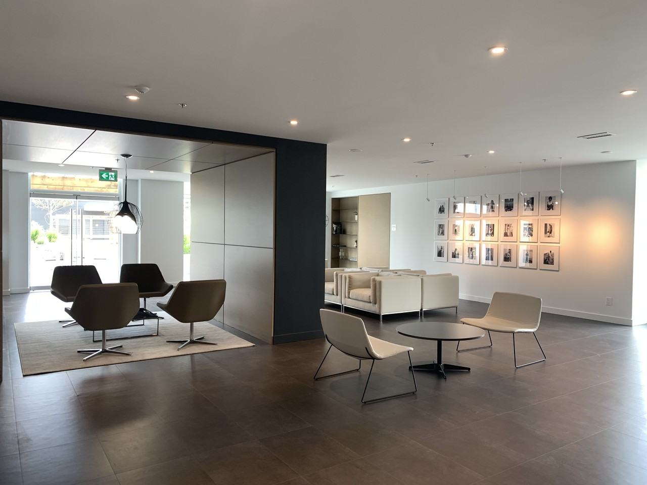 Akimbo - Photo 6 of 9