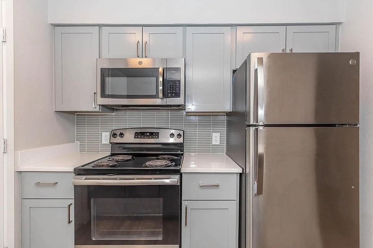 301 Greenville - Photo 2 of 22