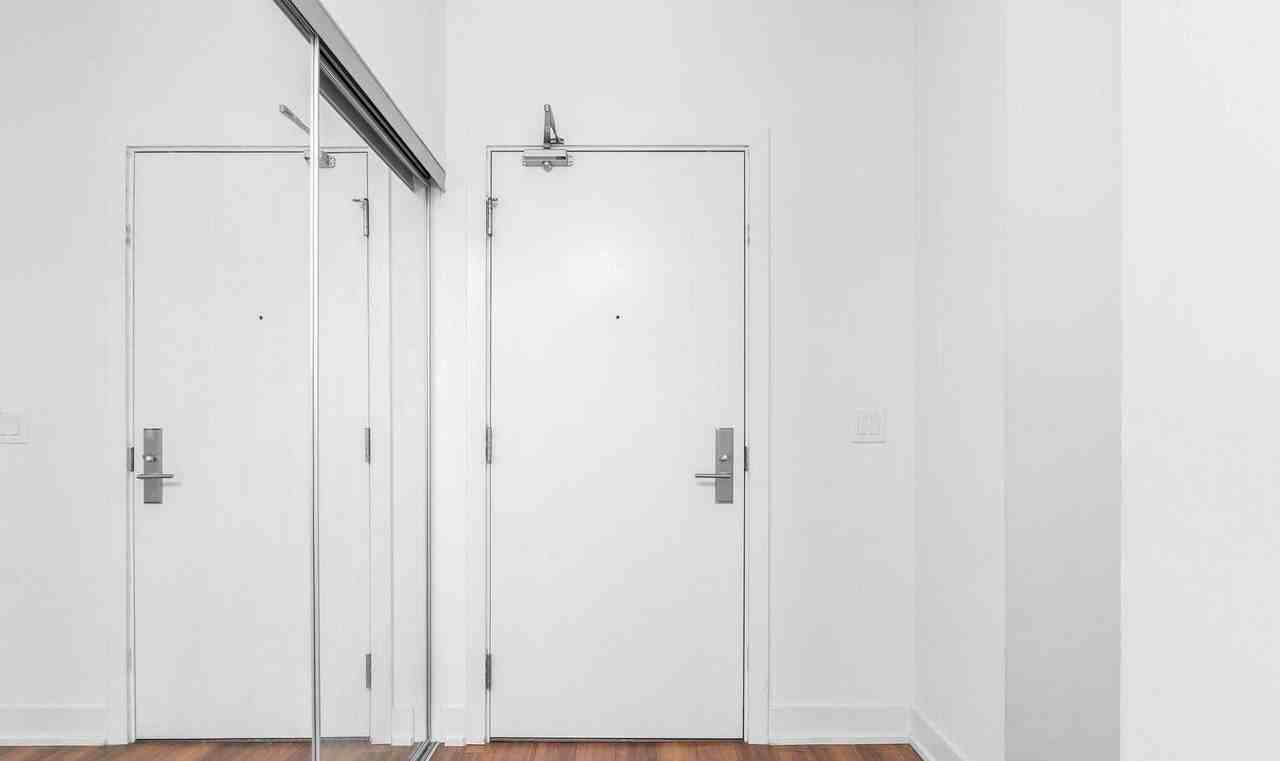 318 Richmond Street West - Photo 5 of 42