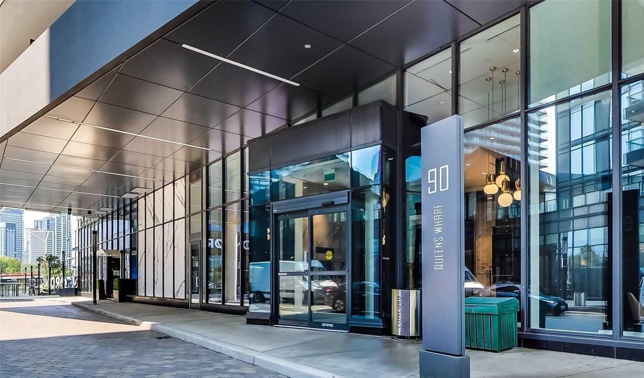 90 Queens Wharf Road - Photo 2 of 30