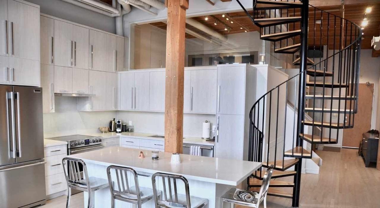 993 Queen Street West - Photo 4 of 33