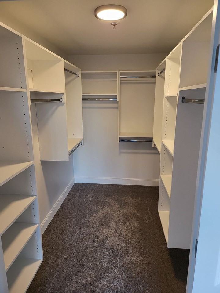 Encore - Photo 4 of 8