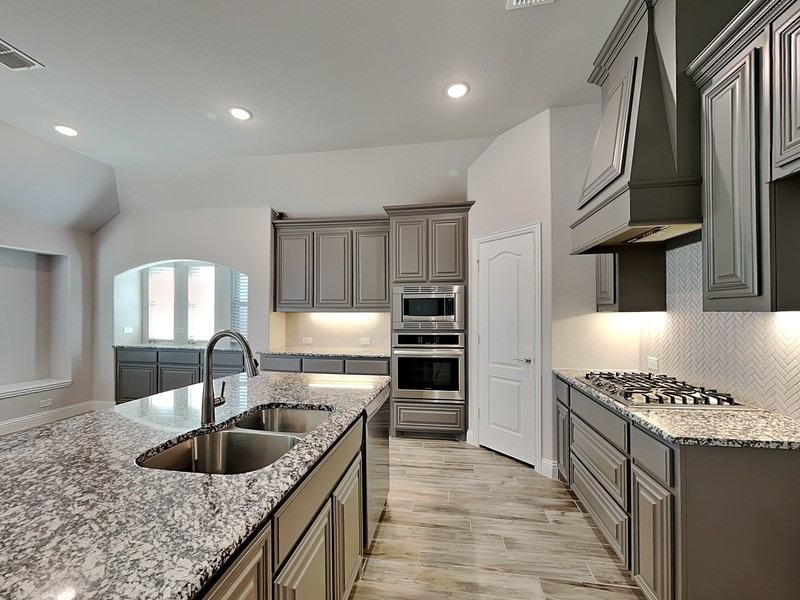 1204 Sagewood Dr - Photo 7 of 24