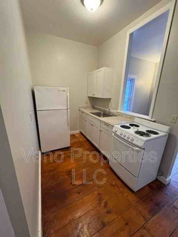 1 Pleasant St #1W - Photo 2 of 10